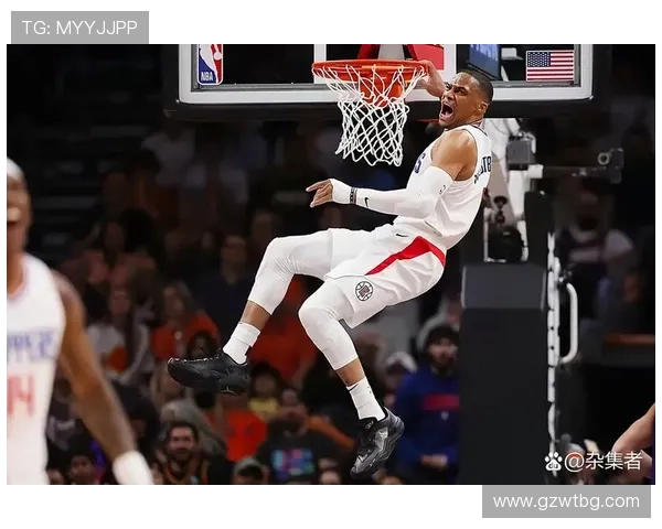 小卡复出首战迎胜利全场表现亮眼贡献21分6篮板5助攻2抢断